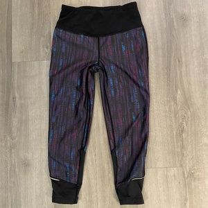 PRANA XS Capri Tight Purple & Black Yoga Run EUC!